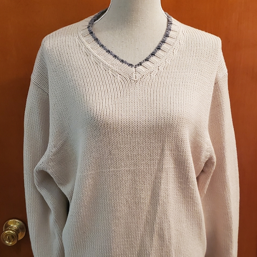 Mens Old Navy V-Neck Sweater size XL